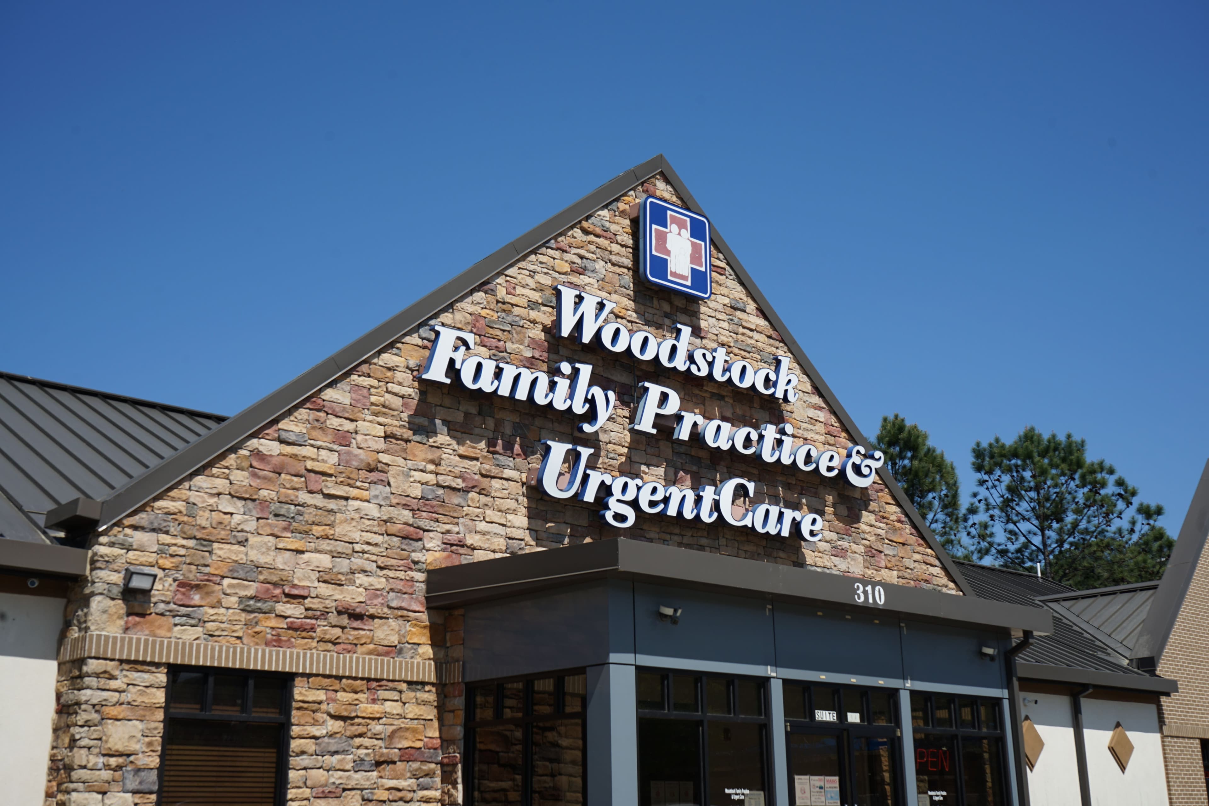 Woodstock Family Practice & Urgent Care is accepting new primary care patients in Woodstock, Georgia.