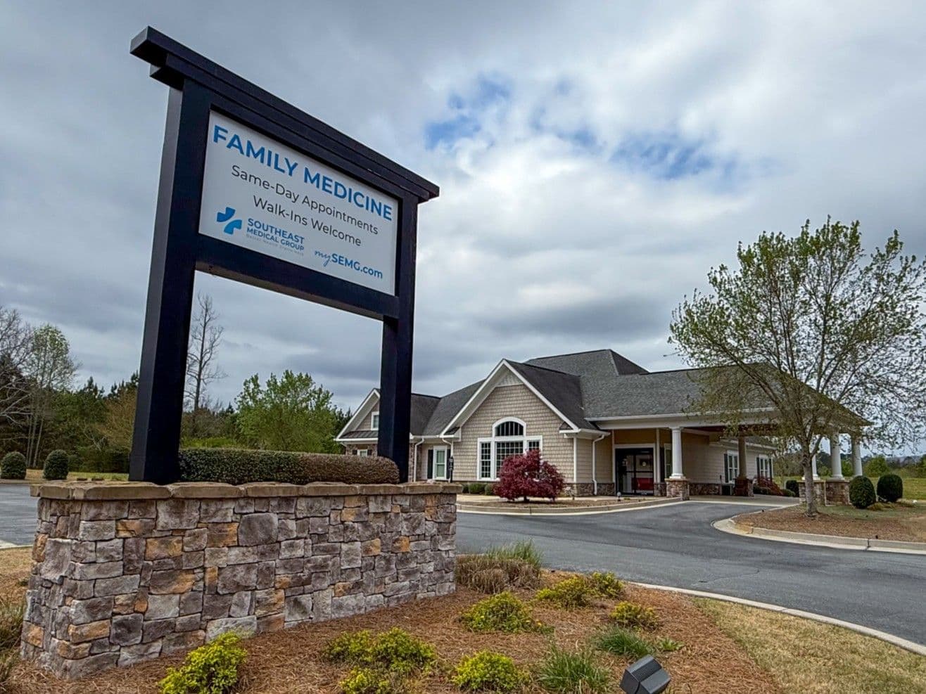Southeast Medical Group is accepting primary care patients in LaFayette, Georgia.