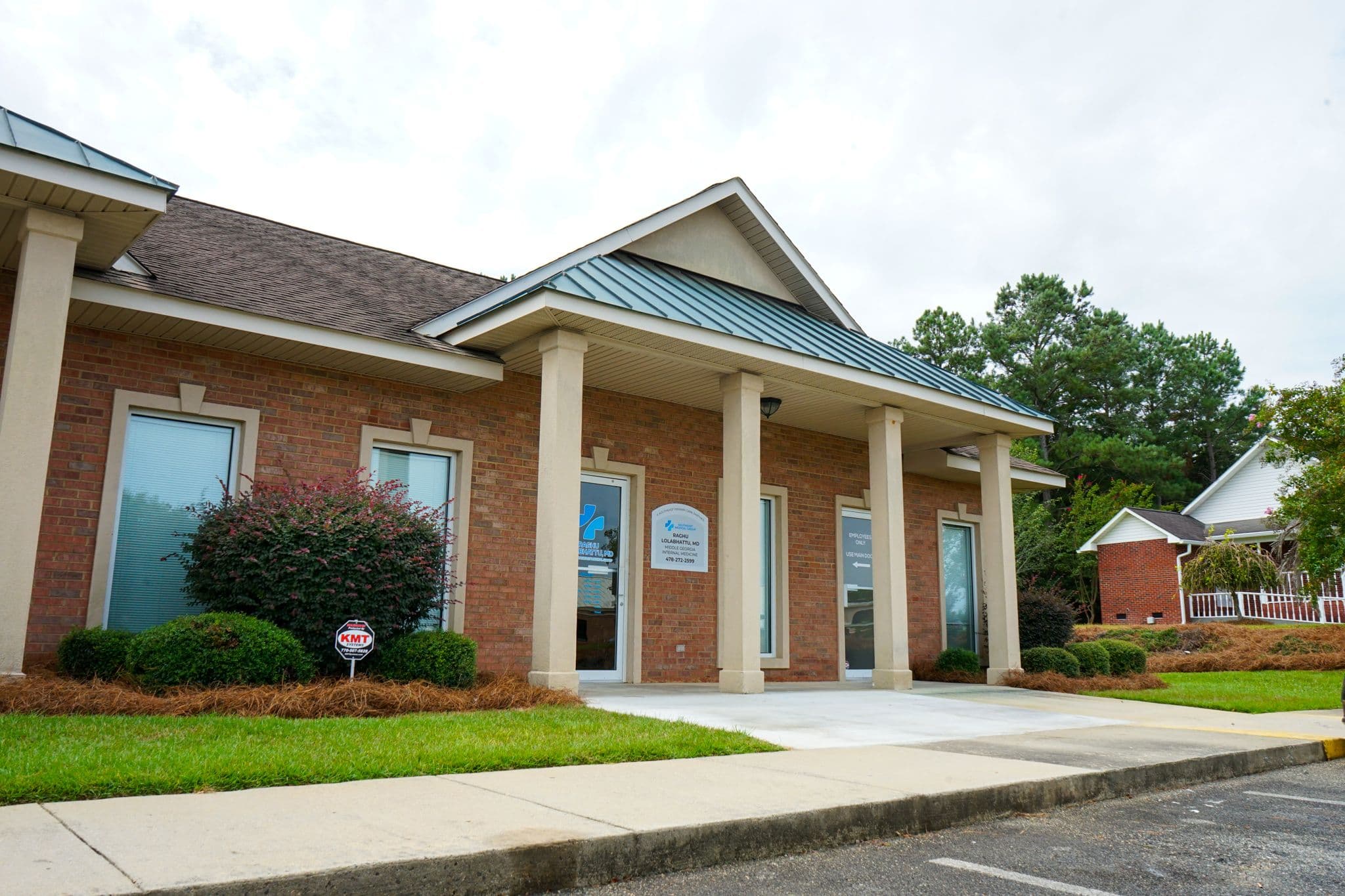 Middle Georgia Internal Medicine, part of Southeast Medical Group, is accepting new primary care patients in Dublin, Georgia.