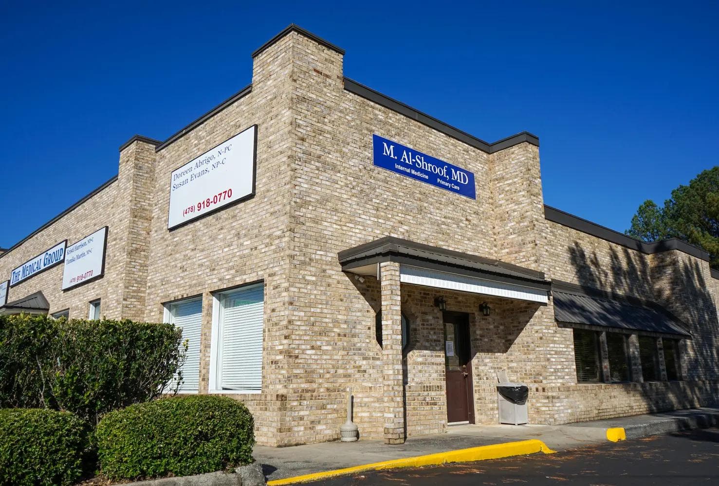 The Medical Group of Central Georgia is accepting new primary care patients at 2054 Watson Boulevard in Warner Robins, Georgia.