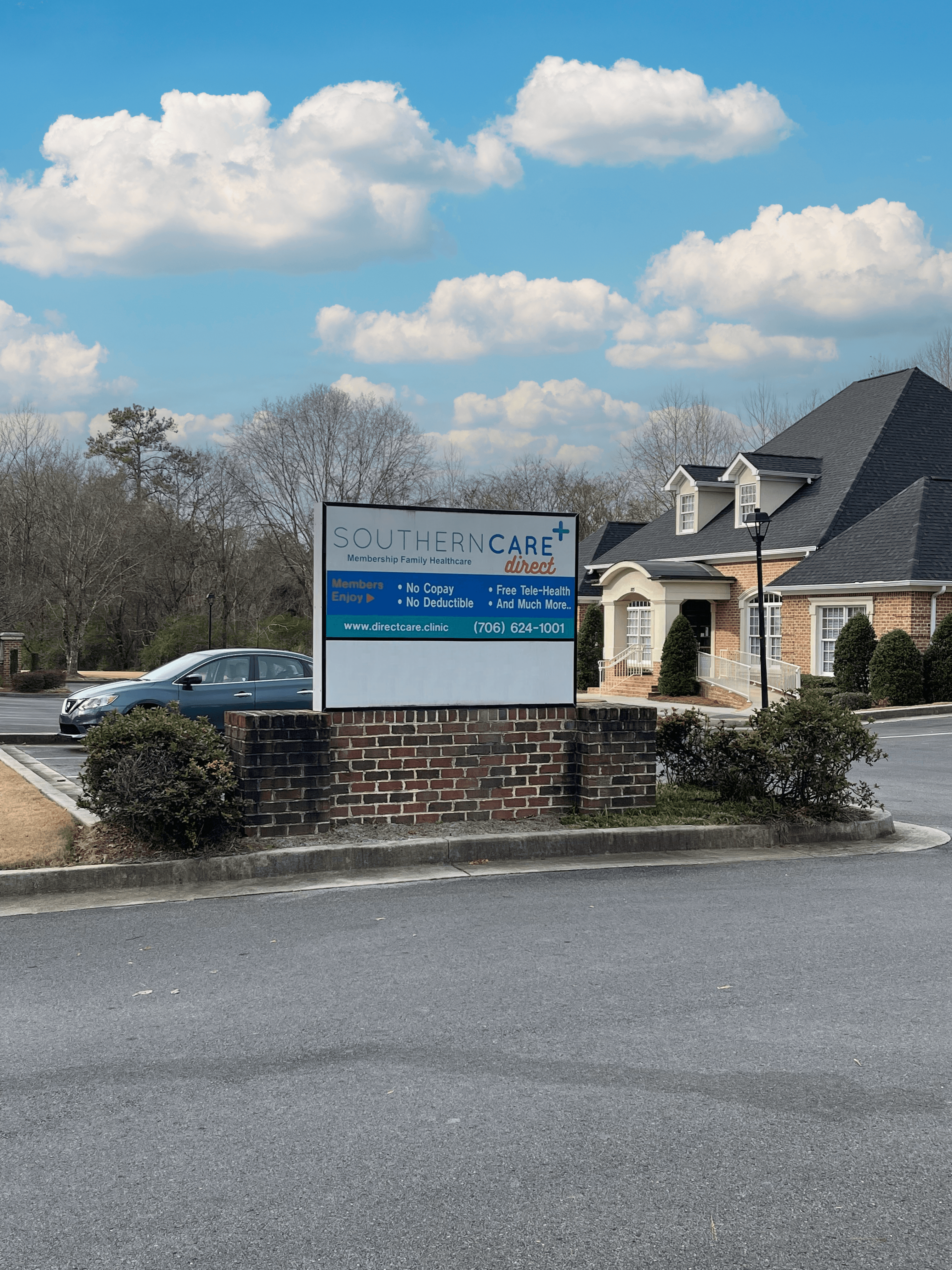 Southeast Medical Group is accepting new primary care patients in Calhoun, Georgia.