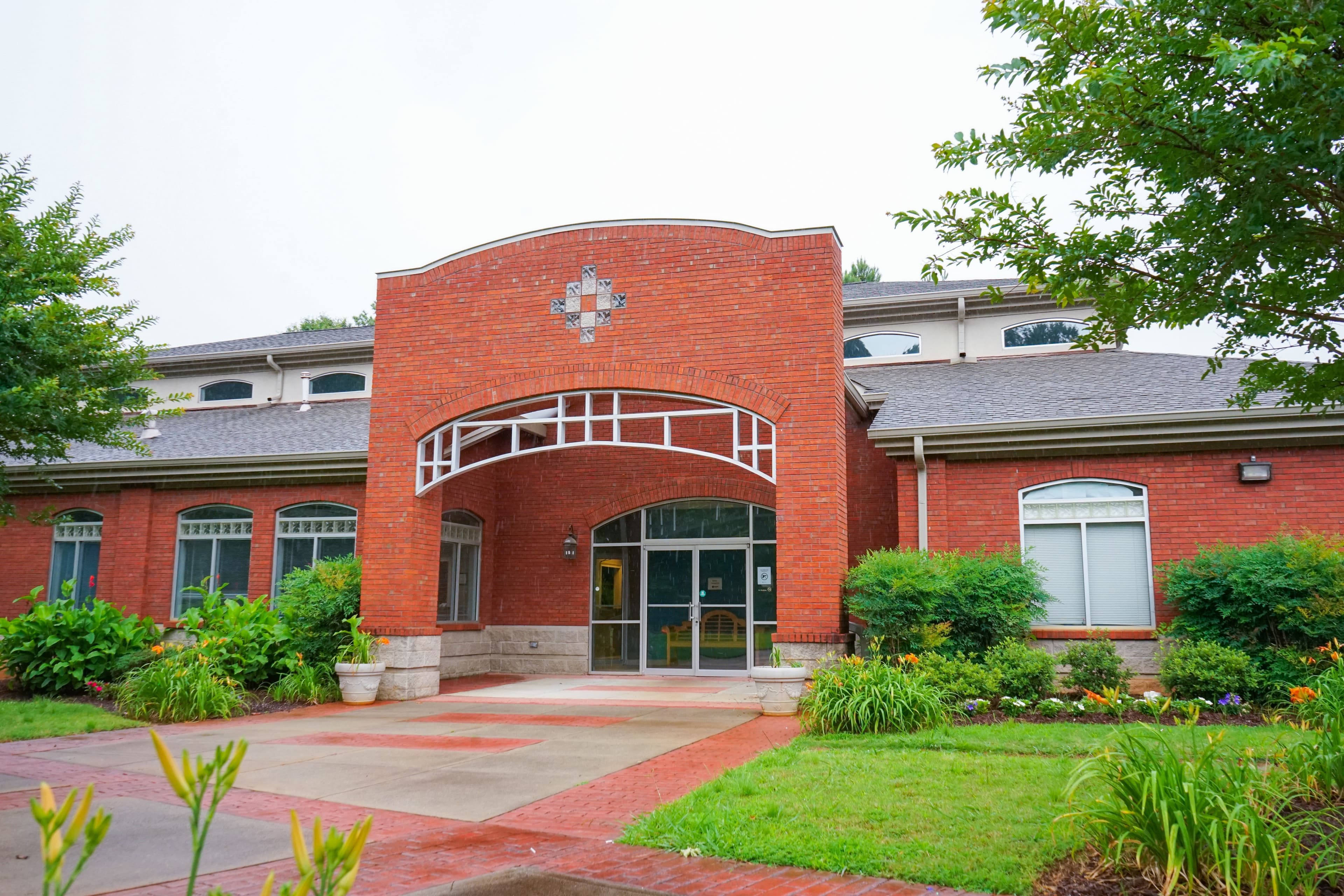 Sy Med Primary Care is accepting primary care patients in Lawrenceville, Georgia.