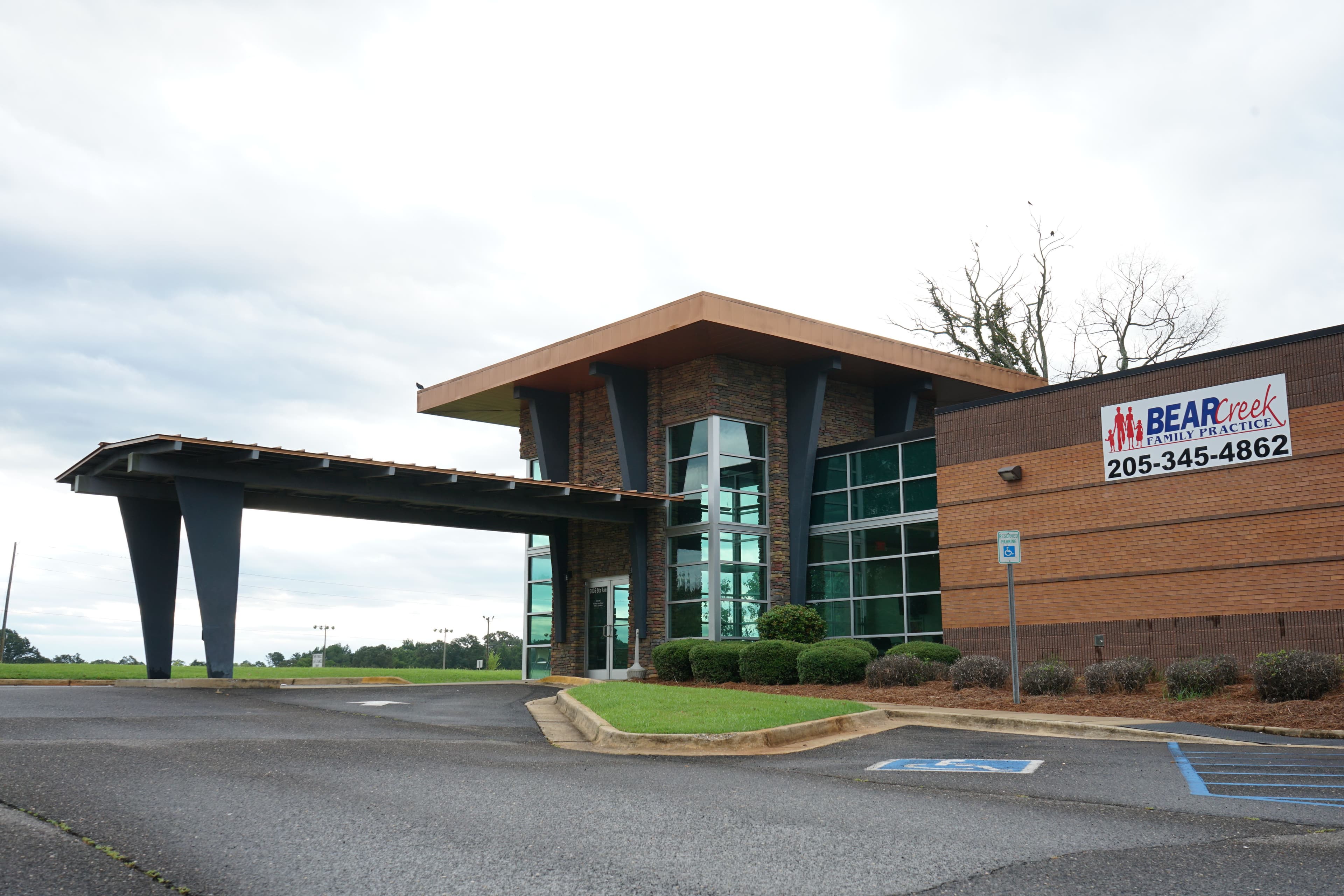 Bear Creek Family Practice, powered by Southeast Medical Group, is accepting new primary care patients in Tuscaloosa, Alabama.